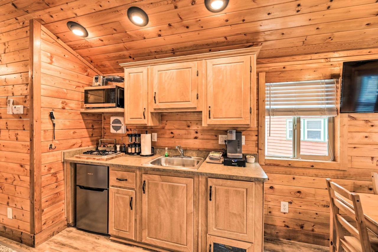 Beautiful New Bern Studio Cabin With Fire Pit! Exterior foto