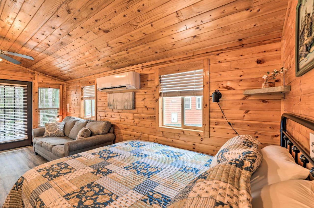 Beautiful New Bern Studio Cabin With Fire Pit! Exterior foto